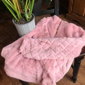 Never Worn| Brand New| 3/4 Zip| Fuzzy| Comfy| Pink| Cold Weather| Winter Wear|